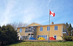 181 Oceanside Inn